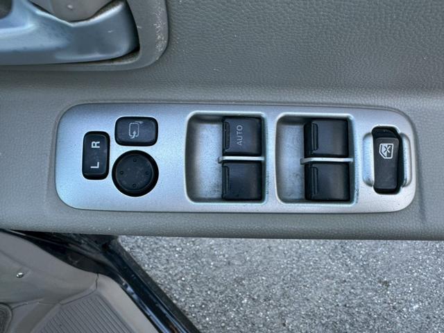 エブリイワゴン PZターボ グー鑑定書付/オーディオ/ETC車載器/両側スライド片側パワースライドドア/ディスチャージヘッドライト/キーレスキー/フルフラットシート/電動格納ミラー/パワーウィンドウ/パワーステアリング(24枚目)