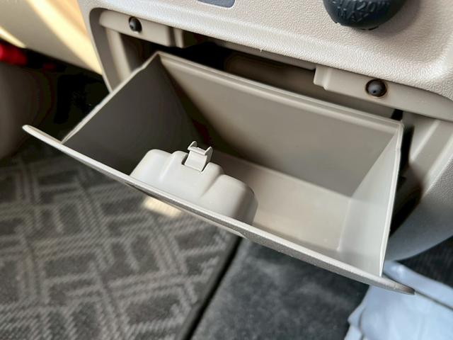 タント グー鑑定書付/純オーディオ/CD/ラジオ/パワースライドドア/スマートキー/オートエアコン/フルフラットシート/ベンチシート/アイドリングストップ/シガーソケット(34枚目)