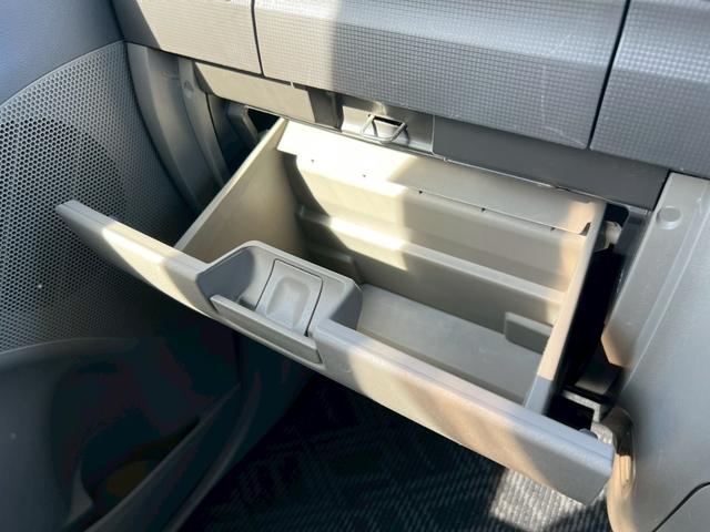 タント グー鑑定書付/純オーディオ/CD/ラジオ/パワースライドドア/スマートキー/オートエアコン/フルフラットシート/ベンチシート/アイドリングストップ/シガーソケット(36枚目)