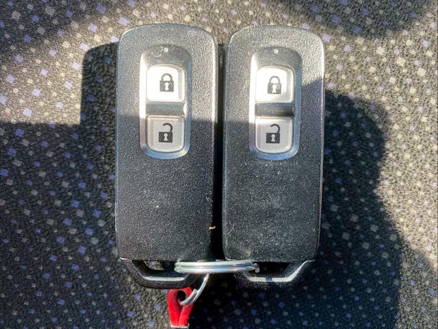 N-BOX G グー鑑定書付/ナビ/ETC車載器/テレビ/プッシュスタート/スマートキー/CD/ラジオ/14インチアルミホイール/オートエアコン/フルフラットシート/ベンチシート/横滑り防止装置/シガーソケット(10枚目)