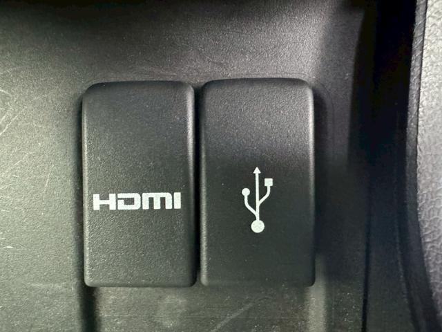 シャトル ハイブリッドZ グー鑑定書付/純正ナビ/バックカメラ/衝突軽減ブレーキ/シートヒーター/クルーズコントロール/フルセグテレビ/Bluetooth/CD/DVD/ETC車載器/スペアスマートキー/ワイパーデアイサー(42枚目)