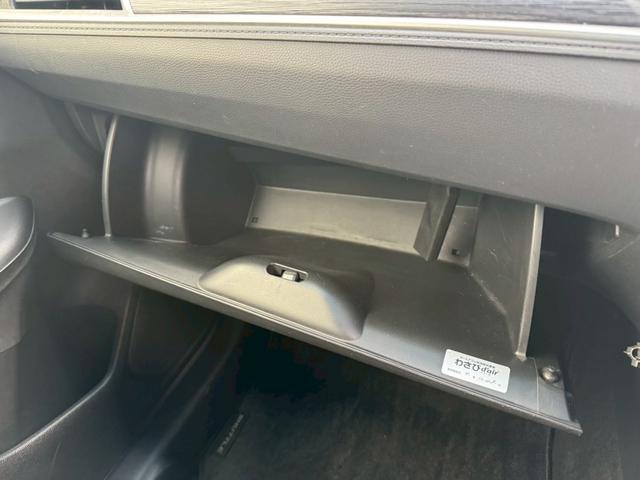 シャトル ハイブリッドZ グー鑑定書付/純正ナビ/バックカメラ/衝突軽減ブレーキ/シートヒーター/クルーズコントロール/フルセグテレビ/Bluetooth/CD/DVD/ETC車載器/スペアスマートキー/ワイパーデアイサー(46枚目)