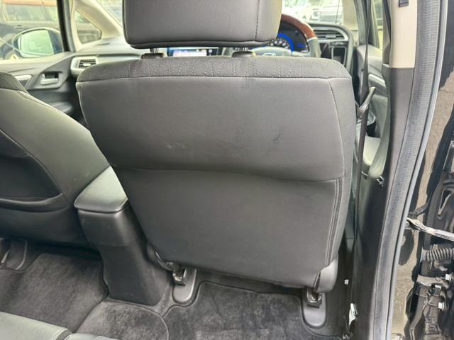 シャトル ハイブリッドZ グー鑑定書付/純正ナビ/バックカメラ/衝突軽減ブレーキ/シートヒーター/クルーズコントロール/フルセグテレビ/Bluetooth/CD/DVD/ETC車載器/スペアスマートキー/ワイパーデアイサー(53枚目)