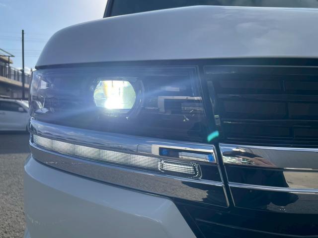 スペーシアカスタム ハイブリッドＸＳ　グー鑑定書付／ナビ／Ｂｌｕｅｔｏｏｔｈ／ＴＶ／全方位カメラ／両側パワースライド／シートヒーター／ステアリングヒーター／クルーズコントロール／オットマン／オートエアコン／フルフラットシート（22枚目）