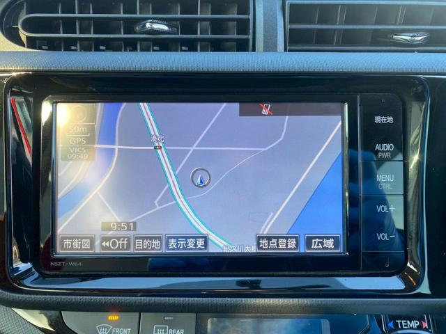 アクア Ｓ　グー鑑定書付／純正ナビ／バックカメラ／ＥＴＣ車載器／シートヒーター／フルセグテレビ／Ｂｌｕｅｔｏｏｔｈ／プッシュスタート／スマートキー／ステアリングリモコン／ＣＤ／ＤＶＤ／ラジオ／オートライト（5枚目）