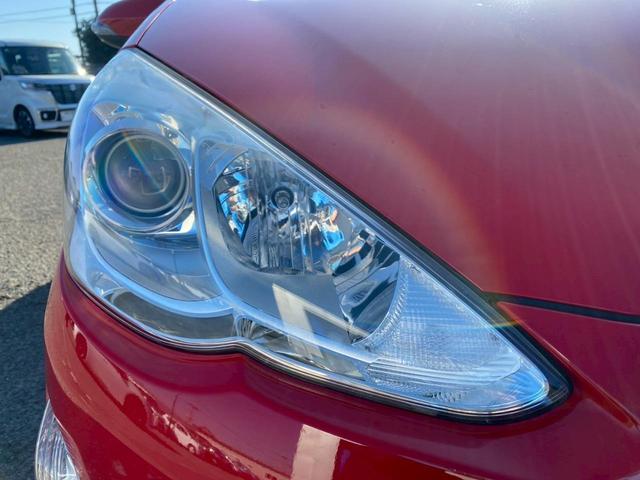 アクア Ｓ　グー鑑定書付／純正ナビ／バックカメラ／ＥＴＣ車載器／シートヒーター／フルセグテレビ／Ｂｌｕｅｔｏｏｔｈ／プッシュスタート／スマートキー／ステアリングリモコン／ＣＤ／ＤＶＤ／ラジオ／オートライト（24枚目）