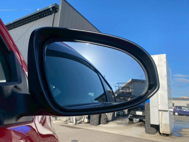 アクア Ｓ　グー鑑定書付／純正ナビ／バックカメラ／ＥＴＣ車載器／シートヒーター／フルセグテレビ／Ｂｌｕｅｔｏｏｔｈ／プッシュスタート／スマートキー／ステアリングリモコン／ＣＤ／ＤＶＤ／ラジオ／オートライト（28枚目）