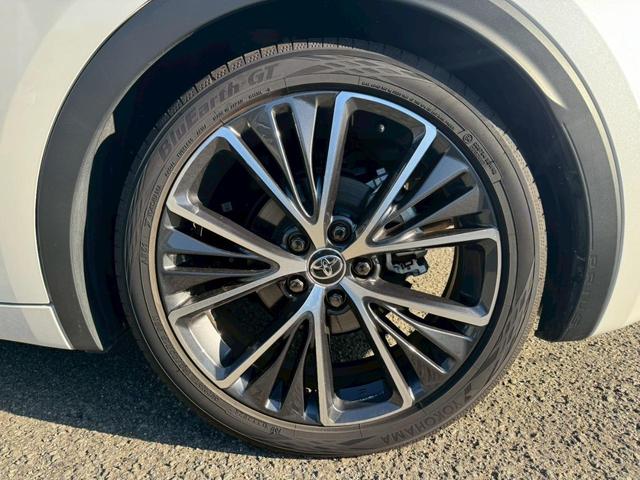 プリウス Ｇ　グー認定証書付／純正ナビ／バックカメラ／衝突軽減ブレーキ／ＥＴＣ／ブラインドスポットモニター／クルーズコントロール／シートヒーター／Ｂｌｕｅｔｏｏｔｈ／テレビ／スマートキー／純正１９インチホイール（29枚目）