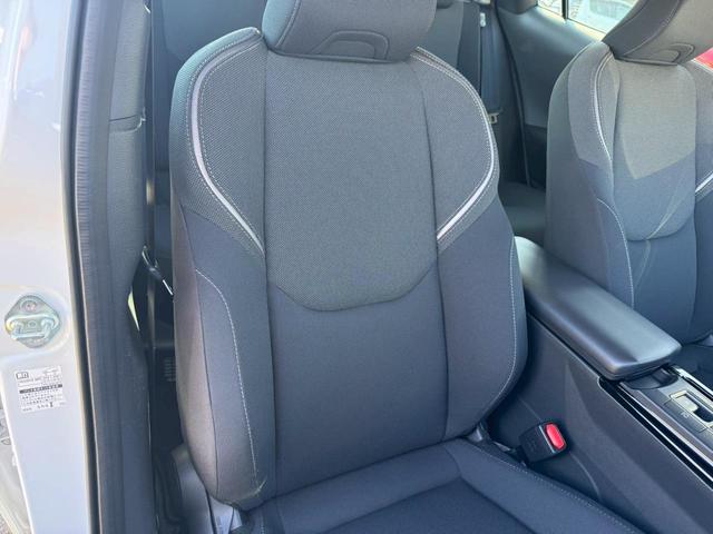 プリウス Ｇ　グー認定証書付／純正ナビ／バックカメラ／衝突軽減ブレーキ／ＥＴＣ／ブラインドスポットモニター／クルーズコントロール／シートヒーター／Ｂｌｕｅｔｏｏｔｈ／テレビ／スマートキー／純正１９インチホイール（49枚目）