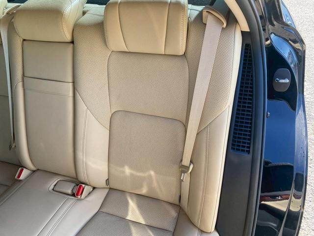 クラウンハイブリッド ロイヤルサルーン　グー鑑定書付／バックカメラ／ＥＴＣ車載器／クリアランスソナー／レーダークルーズコントロール／パワーシート／シートヒーター／シートエアコン／プッシュスタート／スマートキー／純正１６インチアルミホイール（61枚目）