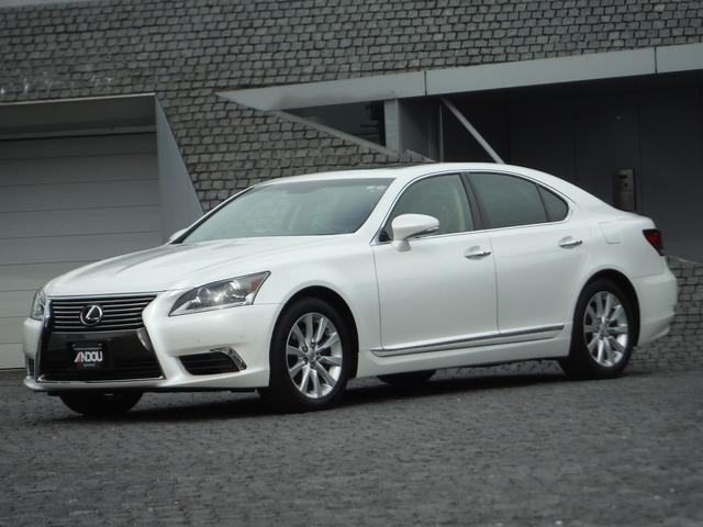 LS460 バージョンC 純正HDDナビマルチ・サンルーフ 本革エアーシート・スマートキー・純正18インチアルミ・BSM・クリアランスソナー・コンビハンドル・ハンドルヒーター・ビルトインETC(2枚目)