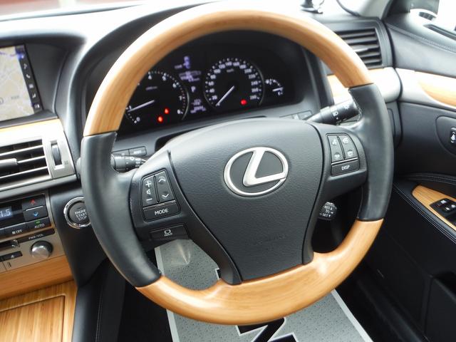LS460 バージョンC 純正HDDナビマルチ・サンルーフ 本革エアーシート・スマートキー・純正18インチアルミ・BSM・クリアランスソナー・コンビハンドル・ハンドルヒーター・ビルトインETC(37枚目)
