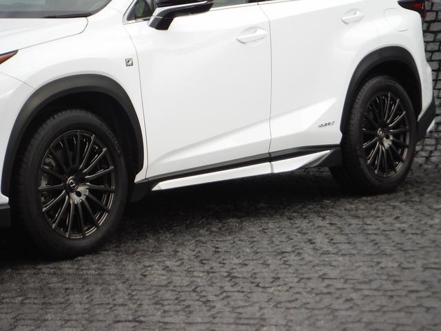 レクサス ｎｘ １０系 ｎｘ３００ｈ ｆスポーツ 純正ｓｄナビマルチ パノラマルーフ パノラミックビューモニター 白黒革エアーシート ｔｒｄエアロ マフラー １９インチアルミ 三眼ｌｅｄライト パワーバックドア プリクラッシュセーフティ ｂｓｍ 中古車検索