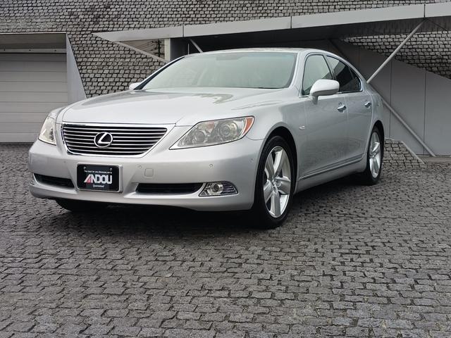 19年式レクサス LS460 SIパッケージ