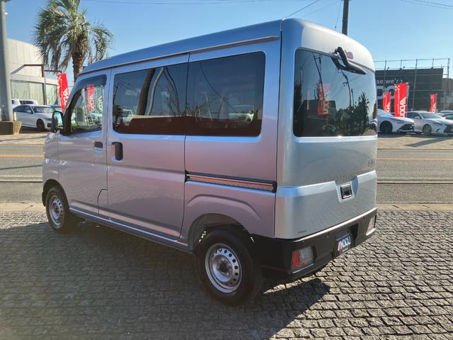 DAIHATSU HIJET CARGO DX | 2023 | SILVER | 2600 km | details DAIHATSU HIJET CARGO DX | 2023 | SILVER | 2600 km | details