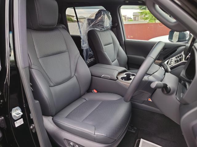 TOYOTA LAND CRUISER ZX | 2023 | BLACK | 2100 km | details
