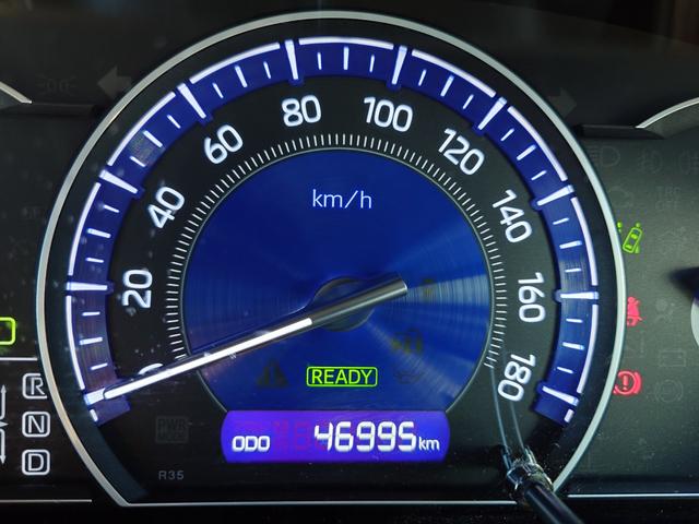 エスクァイア ハイブリッドＧｉ　プレミアムパッケージ　モデリスタエアロ・純正１０インチナビ・フリップダウンモニター・パワーバックドア・ハーフレザーシート・シートヒーター・両側オートスライドドア・プリクラッシュセーフティ・ＬＤＡ・オートクルーズ（15枚目）