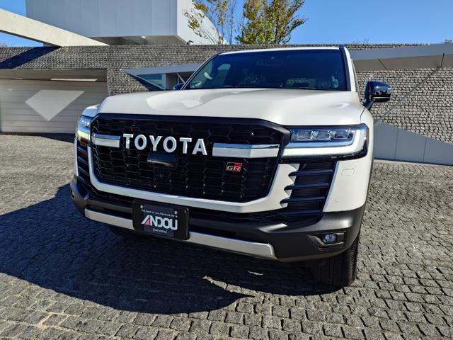 TOYOTA LAND CRUISER GR SPORT Best Japan Spec Recon Car for Import Malaysia