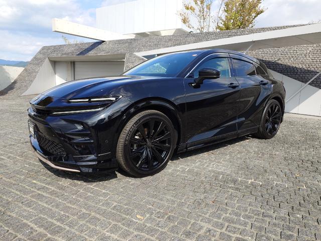 クラウンスポーツ Z 純正ディスプレイオーディオ・パノラミックビューモニター・パノラマルーフ・黒革エアーシート・純正21AW・デジタルインナーミラー・パワーバックドア・パーキングアシスト・HUD・BSM・おくだけ充電(3枚目)