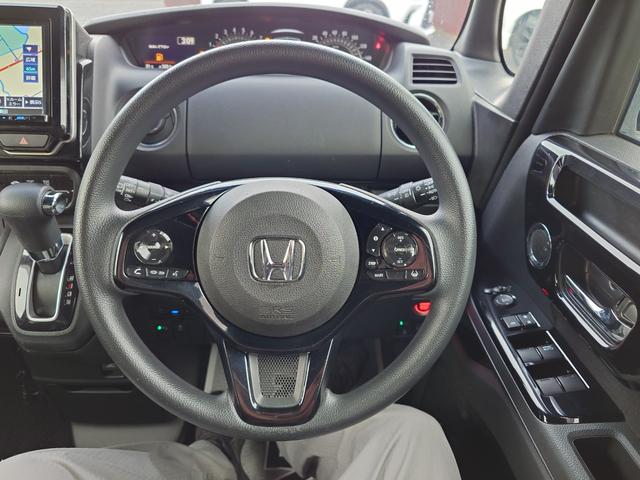 N-BOXカスタム L(15枚目)