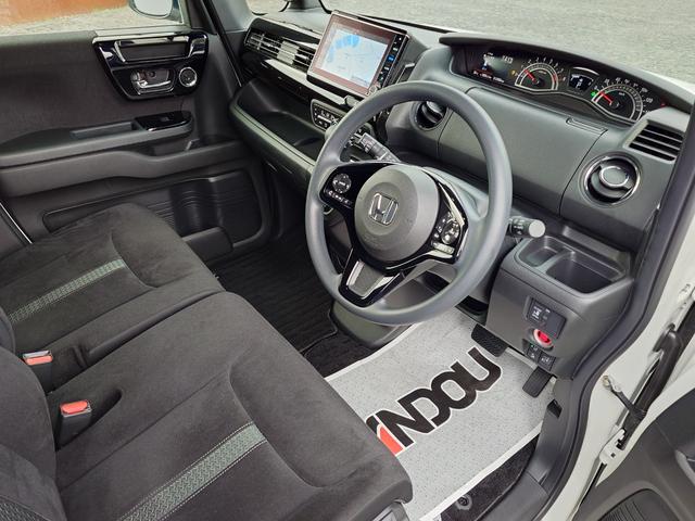 N-BOXカスタム L(12枚目)