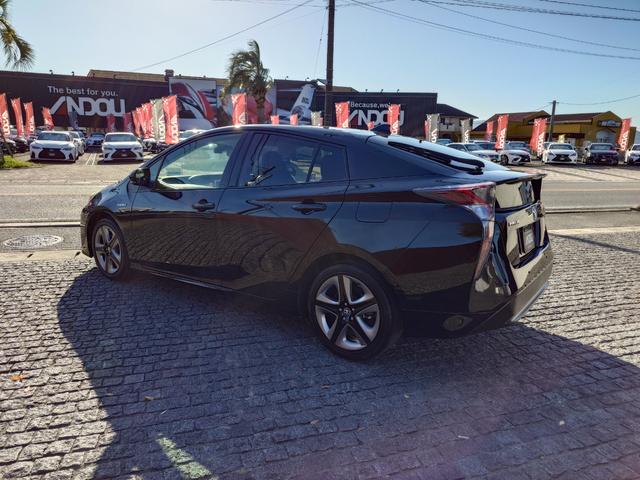 プリウス Ｓセーフティプラス（5枚目）