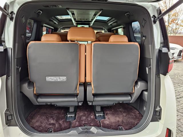 ヴェルファイアハイブリッド Ｚ　プレミア（34枚目）