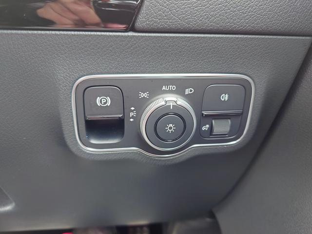 Bクラス B200d AMGライン(21枚目)