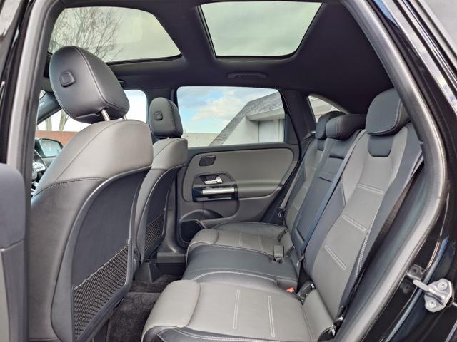 Bクラス B200d AMGライン(24枚目)