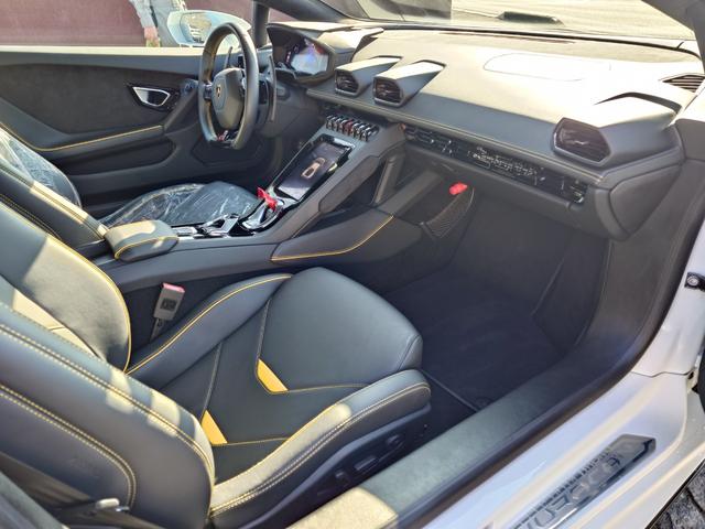 ウラカン ＥＶＯ　ＲＷＤクーペ（28枚目）