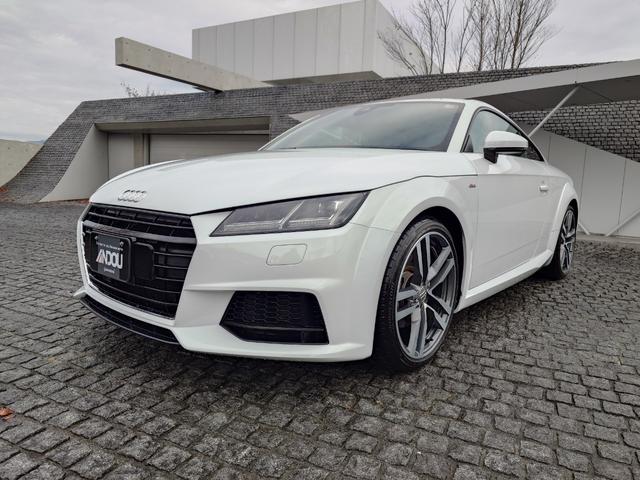 ＴＴクーペ ２．０ＴＦＳＩ　Ｓラインパッケージ　純正ナビ＆地デジ・バーチャルコックピット・オプション１９ＡＷ・ハーフレザーシート・ＬＥＤライト・パドルシフト・アドバンスドキー・ＥＴＣ（2枚目）