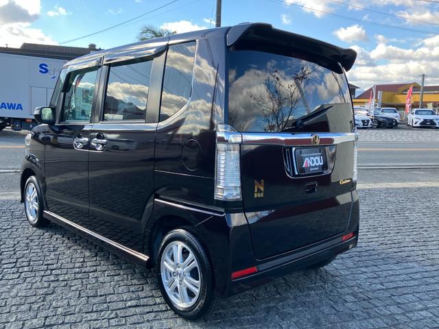 Ｎ－ＢＯＸカスタム Ｇ・Ｌパッケージ　社外ナビ＆地デジ・オートスライドドア・キセノンライト・純正１４ＡＷ・ベンチシート・スマートキー・オートエアコン・ＥＴＣ・フォグ・Ｗエアバッグ・ＡＢＳ（5枚目）