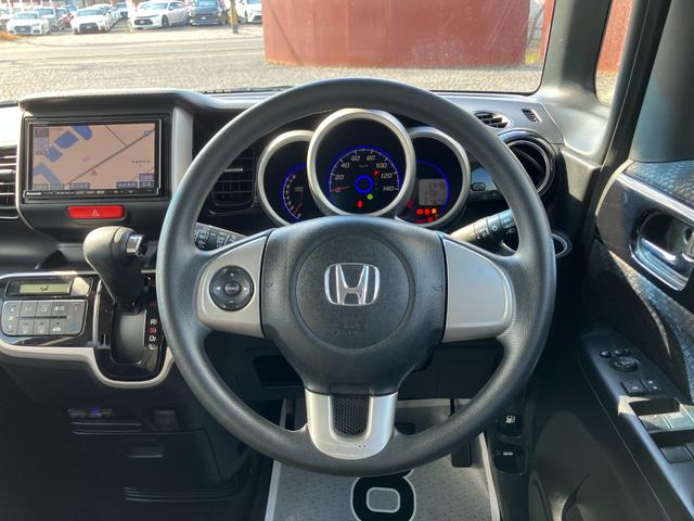 Ｎ－ＢＯＸカスタム Ｇ・Ｌパッケージ　社外ナビ＆地デジ・オートスライドドア・キセノンライト・純正１４ＡＷ・ベンチシート・スマートキー・オートエアコン・ＥＴＣ・フォグ・Ｗエアバッグ・ＡＢＳ（14枚目）