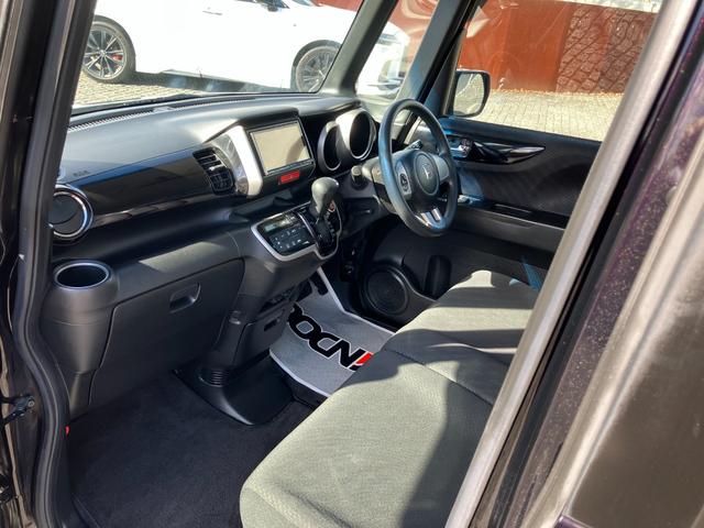 Ｎ－ＢＯＸカスタム Ｇ・Ｌパッケージ　社外ナビ＆地デジ・オートスライドドア・キセノンライト・純正１４ＡＷ・ベンチシート・スマートキー・オートエアコン・ＥＴＣ・フォグ・Ｗエアバッグ・ＡＢＳ（21枚目）