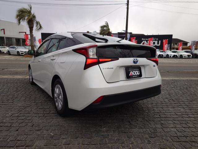 プリウス ＳセーフティプラスＩＩ（5枚目）