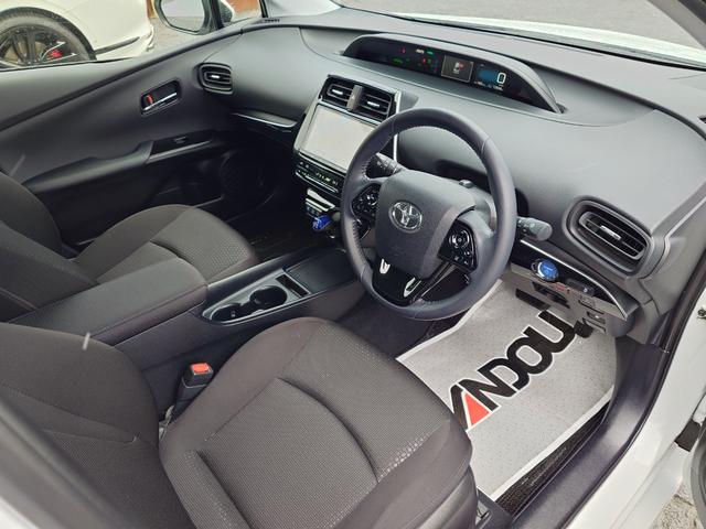 プリウス ＳセーフティプラスＩＩ（12枚目）