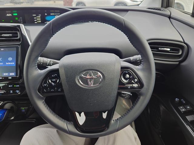 プリウス ＳセーフティプラスＩＩ（14枚目）