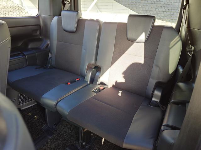 ノア ハイブリッドＳｉ　ダブルバイビー　純正１０インチナビ・両側オートスライドドア・純正１６ＡＷ・ＬＥＤライト・オートハイビーム・プリクラッシュセーフティ・ＬＤＡ・オートクルーズ・コーナーセンサー・ビルトインＥＴＣ・ハーフレザーシート（22枚目）