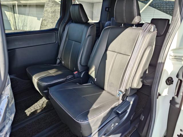 ノア ハイブリッドＳｉ（28枚目）