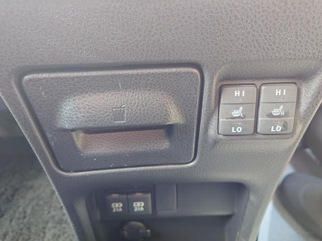 ヴォクシー ハイブリッドＺＳ（18枚目）