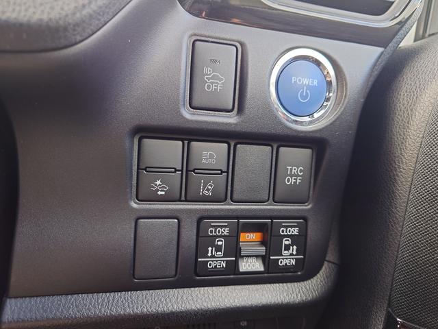 ヴォクシー ハイブリッドＺＳ（19枚目）