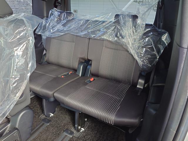 ヴォクシー ハイブリッドＺＳ（24枚目）