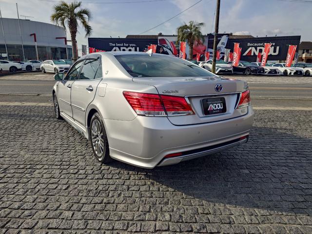 クラウンマジェスタ ベースグレード（4枚目）