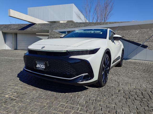 クラウンクロスオーバー RSアドバンスド(2枚目)