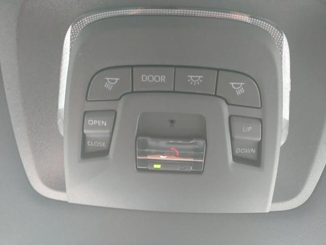 クラウンクロスオーバー RSアドバンスド(16枚目)