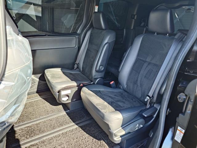 ヴォクシー ハイブリッドＺＳ　煌ＩＩＩ（23枚目）