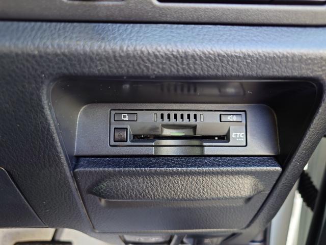 ノア ハイブリッドSi 純正10インチナビ・フリップダウンモニター・両側オートスライドドア・LEDライト・オートハイビーム・TRD Fエアロ・純正16AW・プリクラッシュセーフティ・LDA・オートクルーズ・ビルトインETC(23枚目)