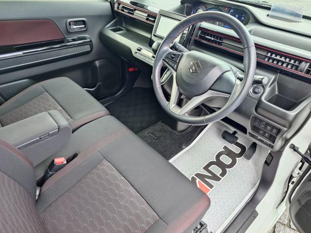 ワゴンRスティングレー ハイブリッドX(12枚目)