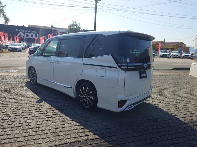 ヴォクシー ハイブリッドS-Z(5枚目)