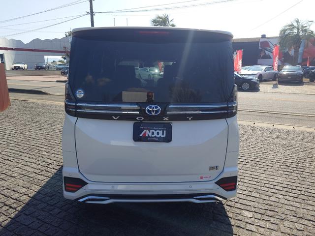 ヴォクシー ハイブリッドS-Z(8枚目)